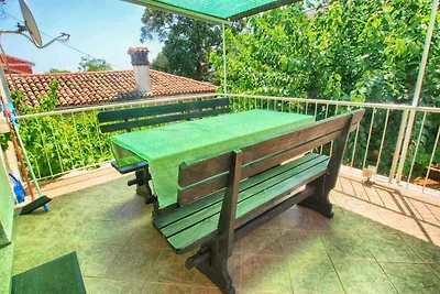 Ferienwohnung mit Klimaanlage und Terrasse