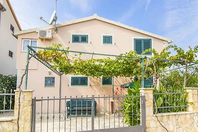 Appartamento Vacanza con famiglia Lokva Rogoznica