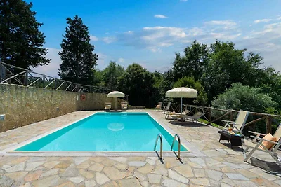 Villa mit Privatpool und Klimaanlage
