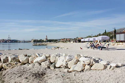 Ferienwohnung mit Klimaanlage und Meerblick i