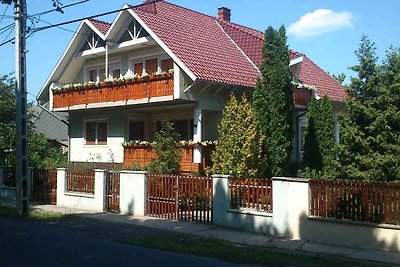 Ferienwohnung mit Pool und Spielplatz