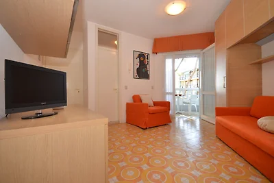 Studio mit Klimaanlage und Balkon