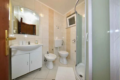 Ferienwohnung mit Balkon und Klimaanlage