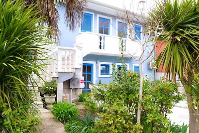 Ferienwohnung mit Terrasse und Klimaanage