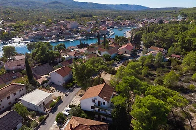 apartman za odmor Obiteljski odmor Vrboska