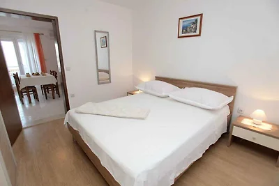 Ferienwohnung mit Balkon und Meerblick