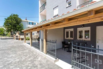 Studio mit Klimaanlage und WLAN