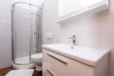Ferienwohnung mit Klimaanlage und Balkon