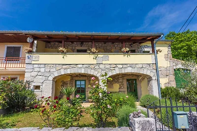 Villa mit Swimmingpool und Panoramablick