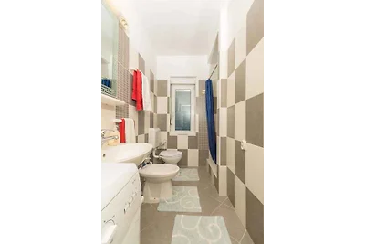 Ferienwohnung mit Klimaanlage und Balkon