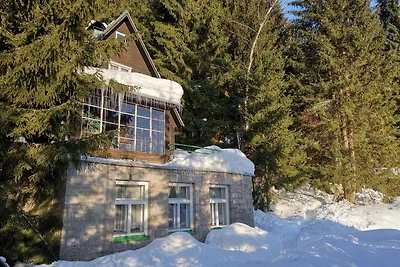 Ferienhaus am Wald mit Veranda
