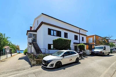 Ferienwohnung 15 m vom Strand mit Terrasse