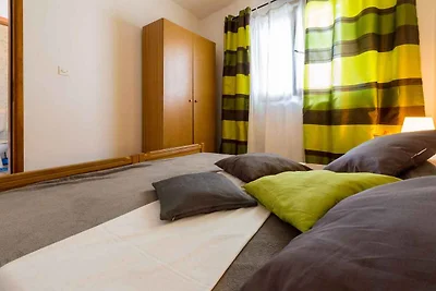 Ferienwohnung mit Balkon und Grill