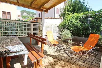 Ferienwohnung mit Terrasse und Klimaanage