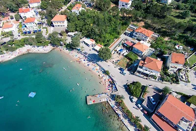 Charmante Unterkunft Mara mit grossem Balkon 