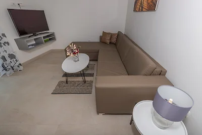 Ferienwohnung mit Meerblick und Pool