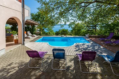 Ferienwohnung mit Meerblick und Pool