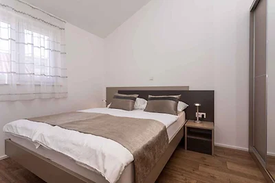 Ferienwohnung mit Balkon und Klimaanlage