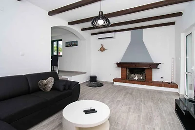 Ferienhaus mit Klimaanlage und Aussen-Whirlpo