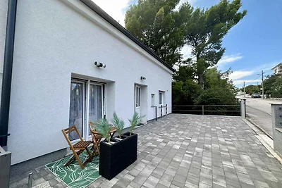 Studio mit Terrasse und Klimaanlage