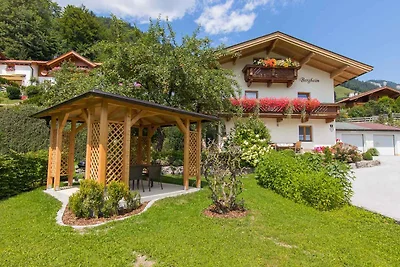 FerienWohnung mit Balkon und Garten
