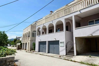 Ferienwohnung mit Klimaanlage, Terrasse und M