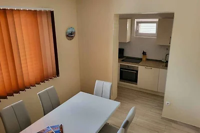 Ferienwohnung mit Klimaanlage und Meerblick