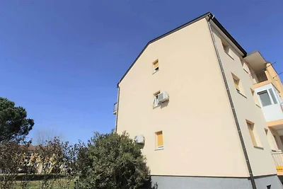 Ferienwohnung mit Klimaanlage und Balkon