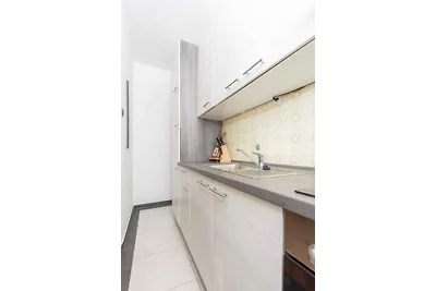 Ferienwohnung mit Klimaanlage und Balkon