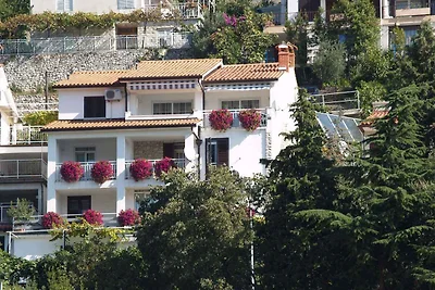 Studio mit einen Balkon und Meerblick