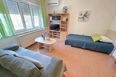 Ferienwohnung nur 150 m vom Sandstrand