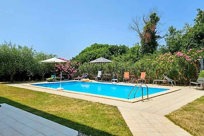 Ferienwohnung mit gemeinsamem Pool