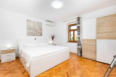 Vakantiehuis Ontspannende vakantie Vrbnik