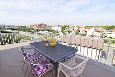 Ferienwohnung mit Klimaanlage und Balkon