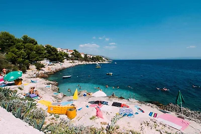 Appartamento Vacanza con famiglia Okrug Gornji