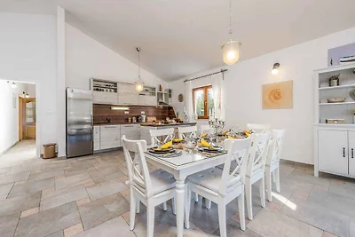 Vakantiehuis Ontspannende vakantie Jasenice