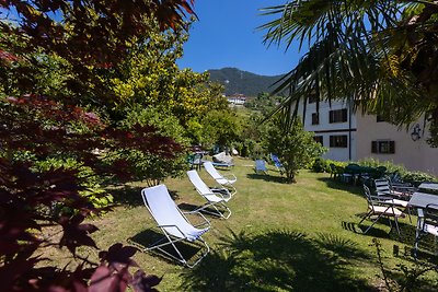 Ferienhaus mit Balkon und Garten