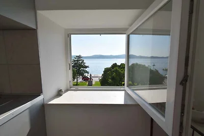 Ferienwohnung 30 m von Meer und 300 m von