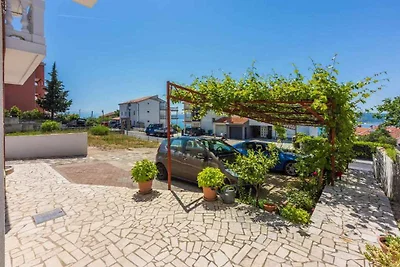 Ferienwohnung mit Balkon und Meerblick