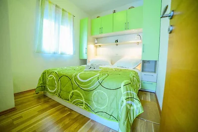 Appartamento Vacanza con famiglia Okrug Gornji
