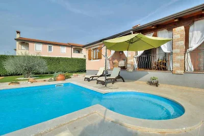 Villa mit Privatpool