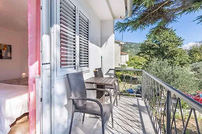 Ferienwohnung mit Garten und Klimaanlage