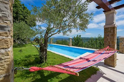 Vakantiehuis Ontspannende vakantie Pazin