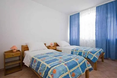 Ferienwohnung mit Klimaanlage und Terrasse