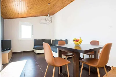 Ferienwohnung mit Klimaanlage und Meerblick
