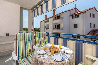 Ferienwohnung mit Balkon und Klimaanlage