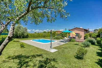 Ferienhaus mit Pool