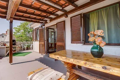 Ferienwohnung mit Terrasse und Grill