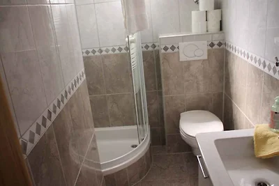 Ferienwohnung mit SAT-TV nur 200 m zur Adria