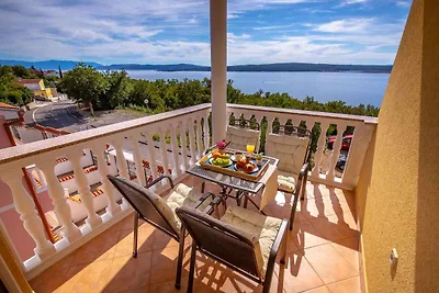 Ferienwohnung mit Balkon und Meerblick